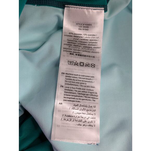 Sea-Doo Women's Long Sleeve Performance Rashguard Size Medium NWT - Picture 7 of 7